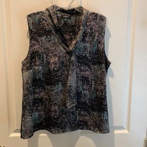 Sleeveless blouse